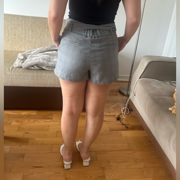 ✨Grey Zara short ✨ - Picture 2 of 5